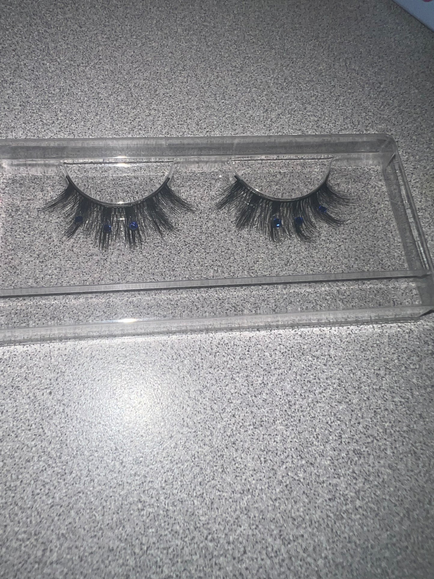 Sapphire Wispy Medium